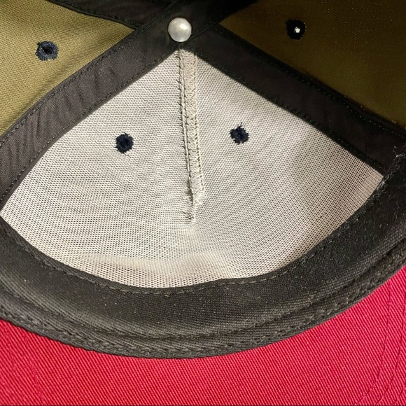 EUC SUPREME arc snapback in olive green & maroon! - Picture 7 of 10